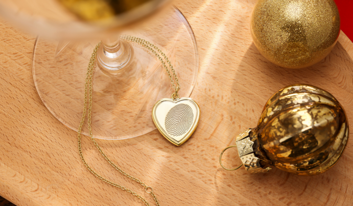 How to Get Custom Fingerprint Jewelry in Time for Christmas