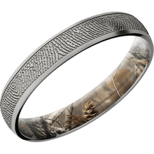 Titanium + Satin Finish + RealTree AP
