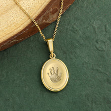 14k Yellow Gold Oval Charm