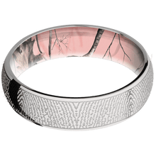 Stainless Steel + Polish Finish + RealTree APC Pink
