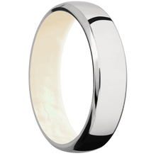 Stainless Steel + Polish , Polish Finish + Freshwater Mother of Pearl